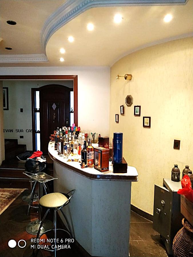 Casa, 4 quartos, 379 m² - Foto 1
