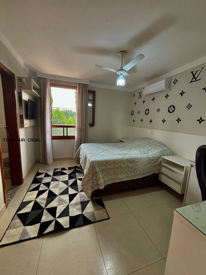Casa, 3 quartos, 251 m² - Foto 12