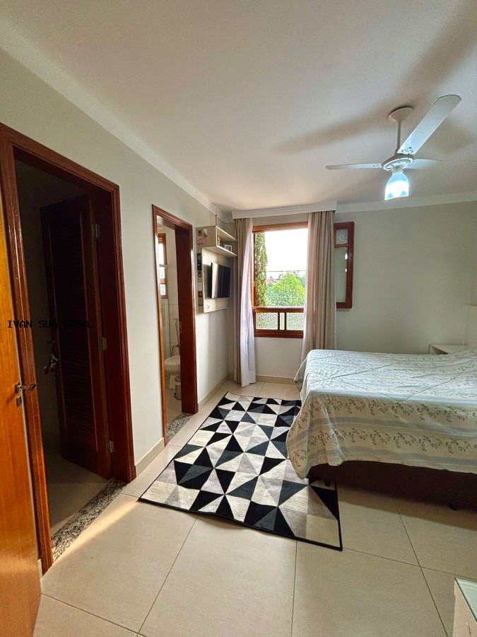 Casa, 3 quartos, 251 m² - Foto 13