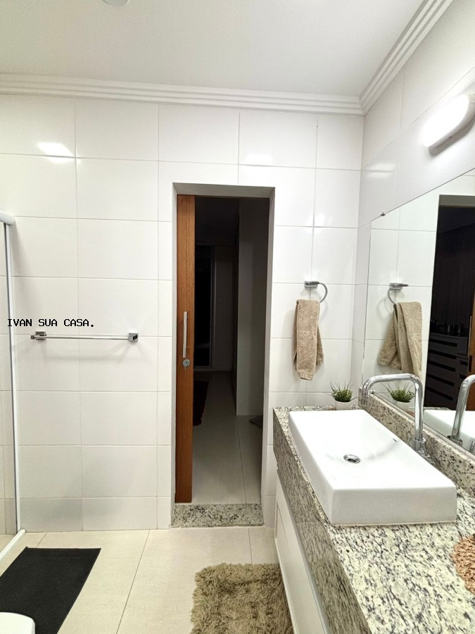 Casa, 3 quartos, 251 m² - Foto 22