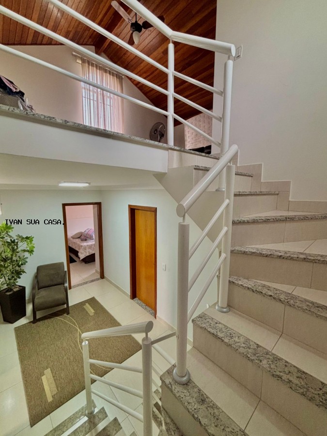 Casa, 3 quartos, 251 m² - Foto 8