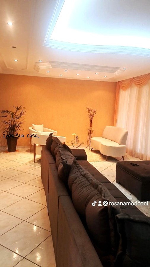 Casa, 4 quartos, 1975 m² - Foto 4