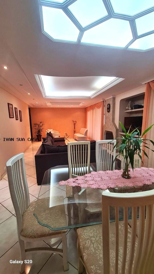 Casa, 4 quartos, 1975 m² - Foto 9