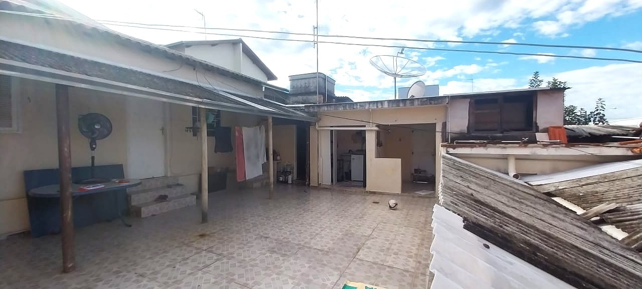 Casa, 2 quartos, 250 m² - Foto 18