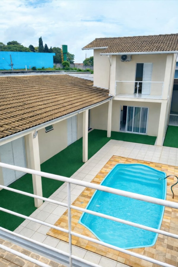 Casa, 4 quartos, 353 m² - Foto 1