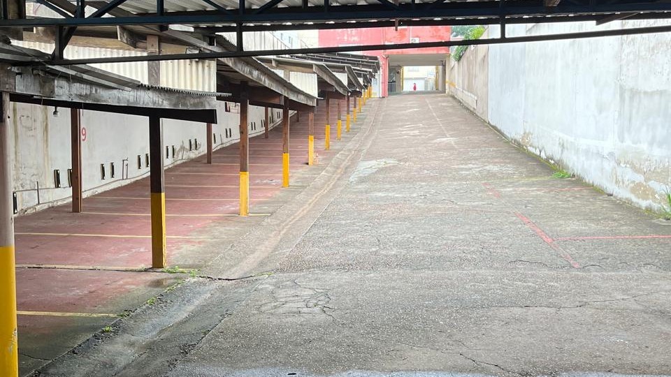 Loteamento e Condomínio, 902 m² - Foto 1