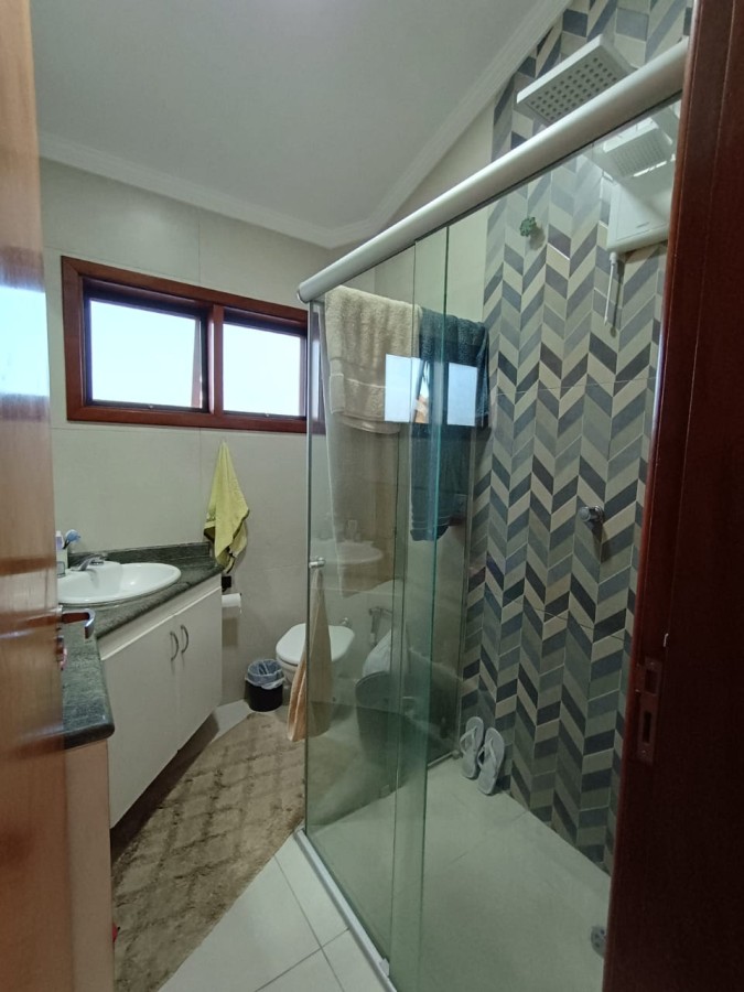 Casa, 3 quartos, 248 m² - Foto 17