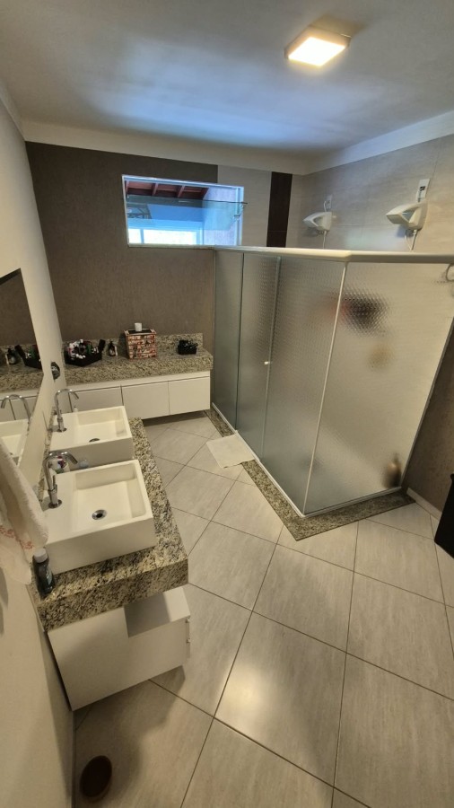 Casa, 3 quartos, 218 m² - Foto 21